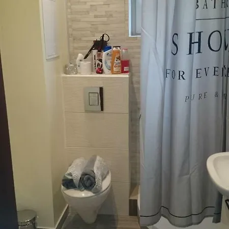 Quarto em Acomodações Particulares New 4 Km To Centrum Gdańsk