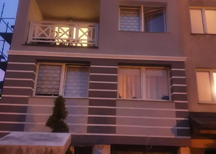 Δωμάτια σε οικογενειακή κατοικία New 4 Km To Centrum *