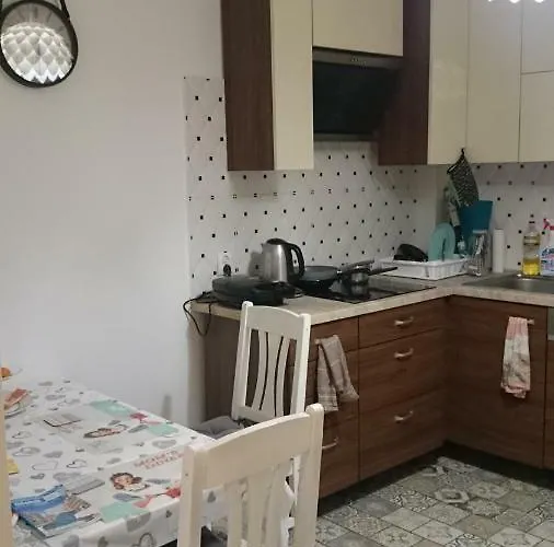 New 4 Km To Centrum Δωμάτια σε οικογενειακή κατοικία